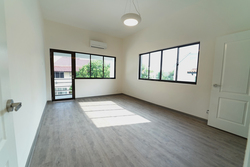 Pasir Ris Beach Park (D18), Semi-Detached #168458252